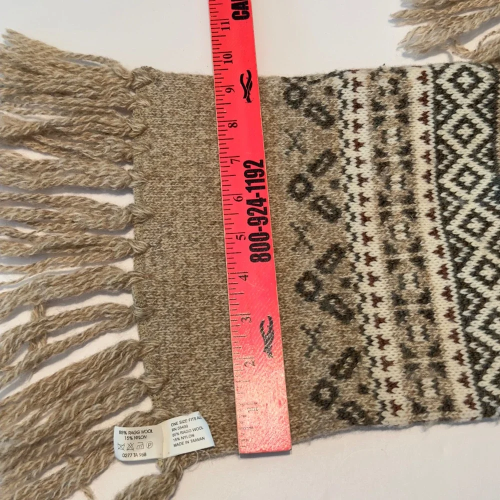 Vintage Ragg Wool Fair Isle Scarf Oatmeal Tan Heavy Knit Fringe RN 55499 OSFA